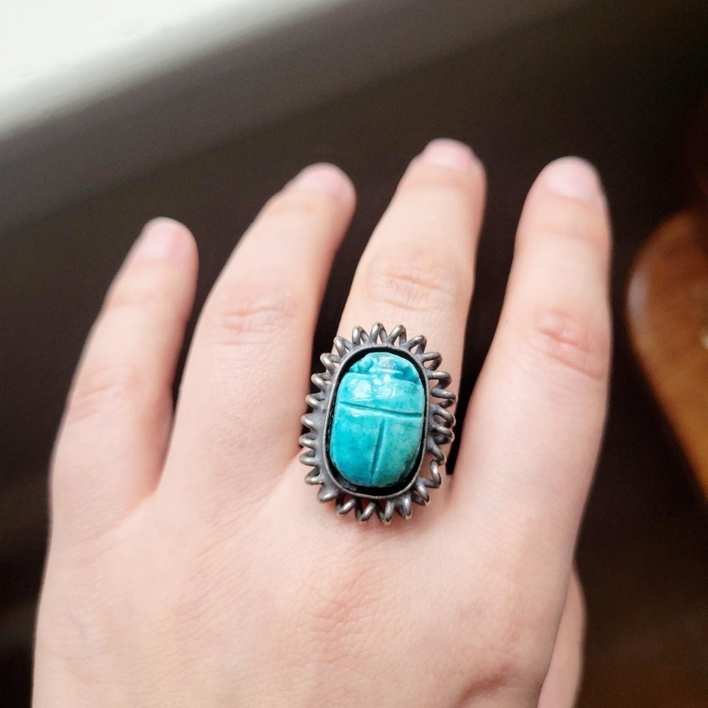 Vintage Egyptian Scarab Blue Beetle Ring - Picture 2 of 7